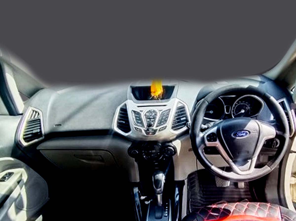 FORD ECOSPORT TITANIUM AT 0045