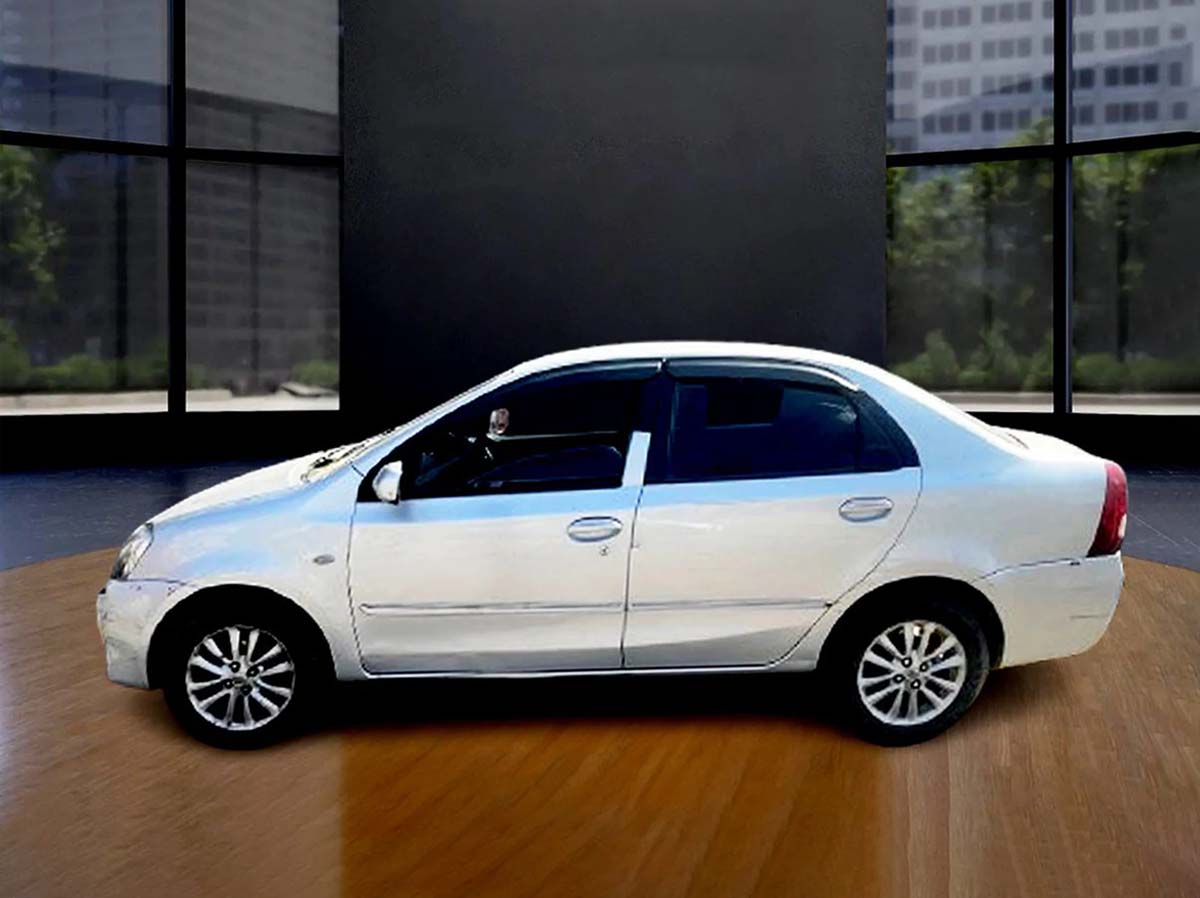 TOYOTA ETIOS G 4239
