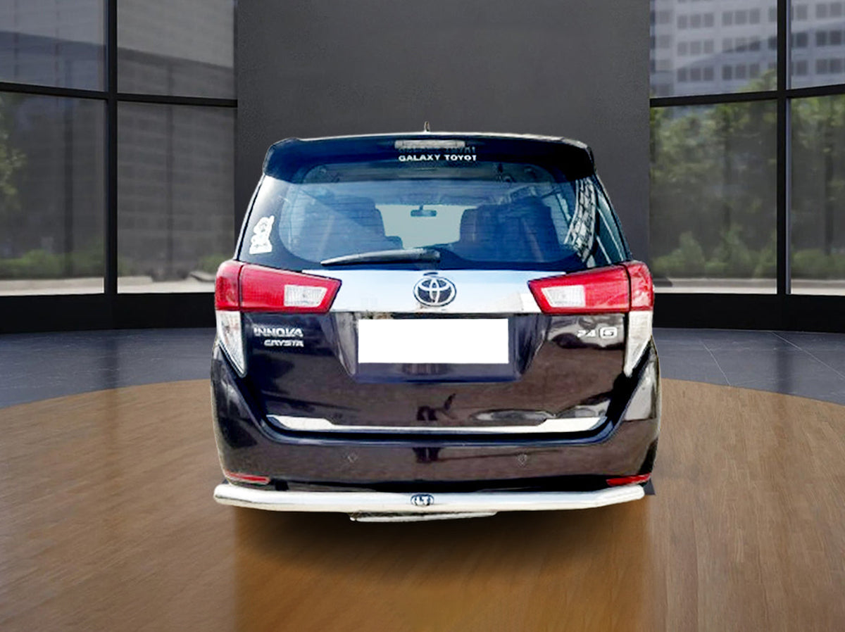 TOYOTA INNOVA CRYSTA 2.4 G 1056