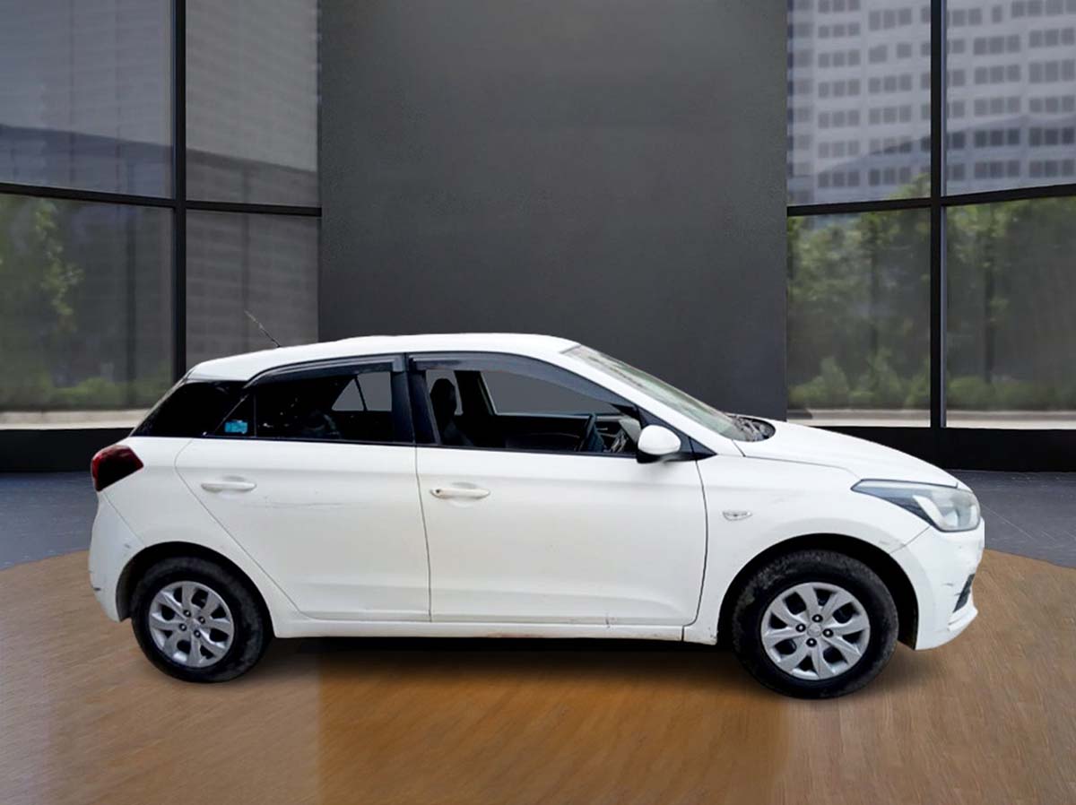 HYUNDAI I20 SPORTZ 2010