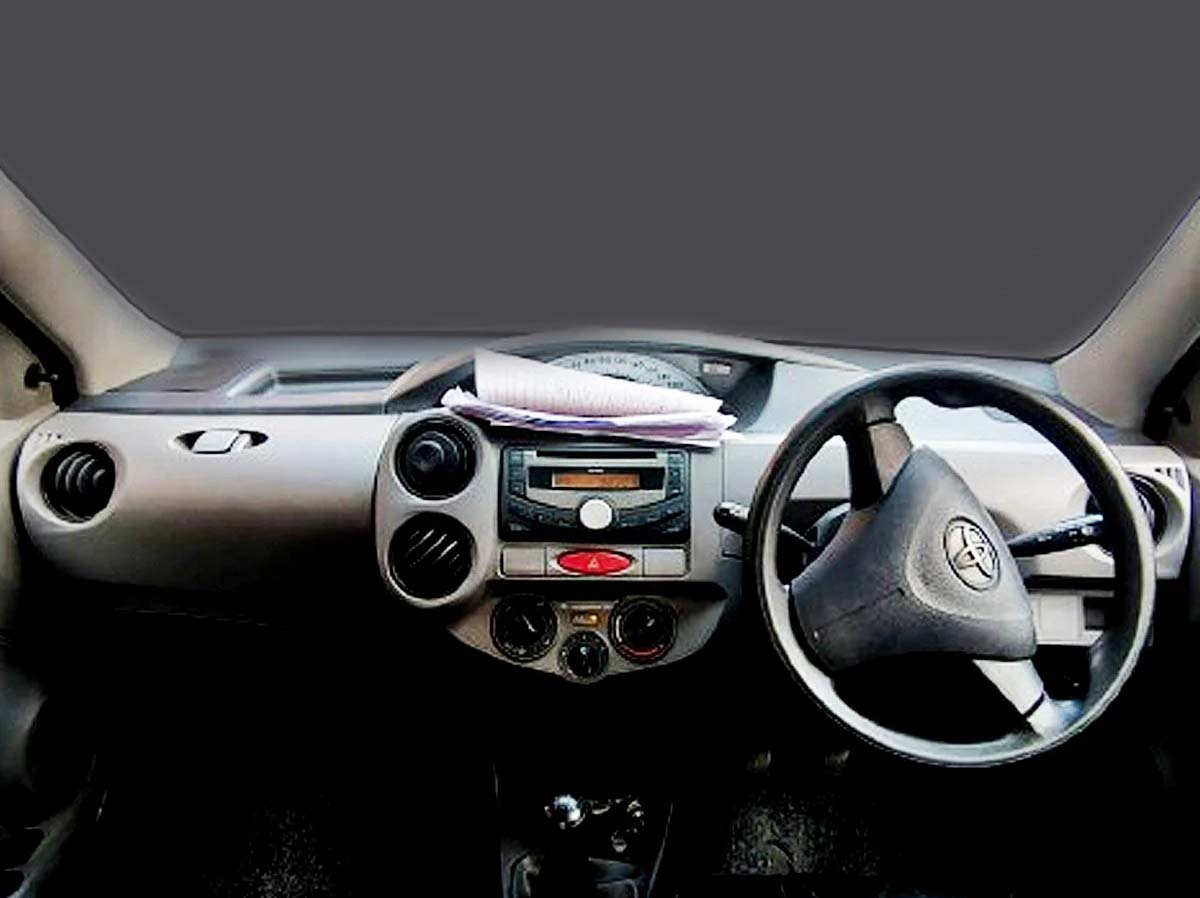 TOYOTA ETIOS LIVA ED (G) 8948