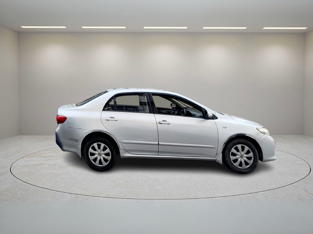 TOYOTA ALTIS J 2011