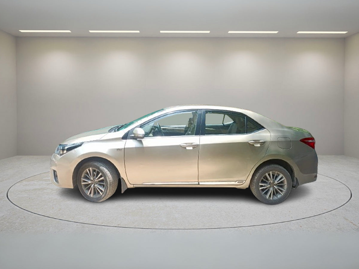 TOYOTA ALTIS V AT 2014