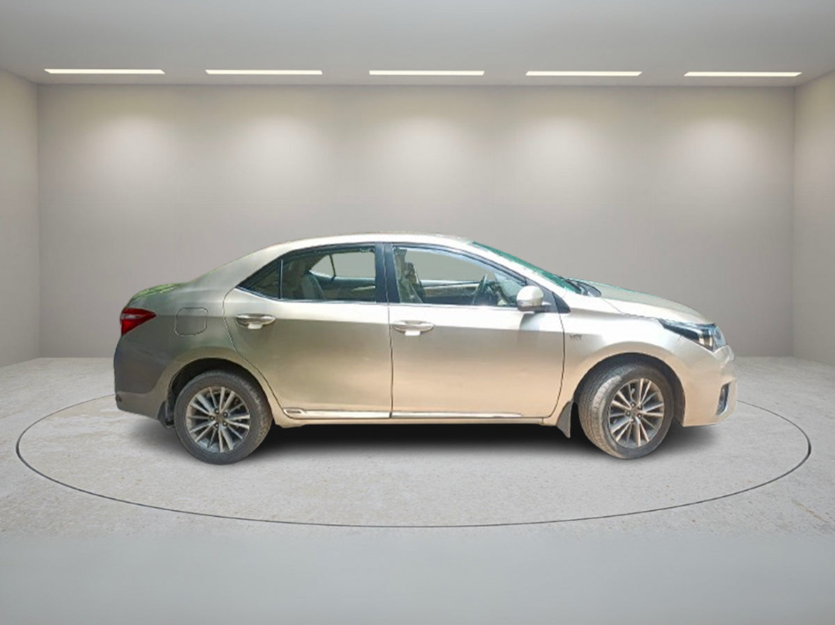 TOYOTA ALTIS V AT 2014