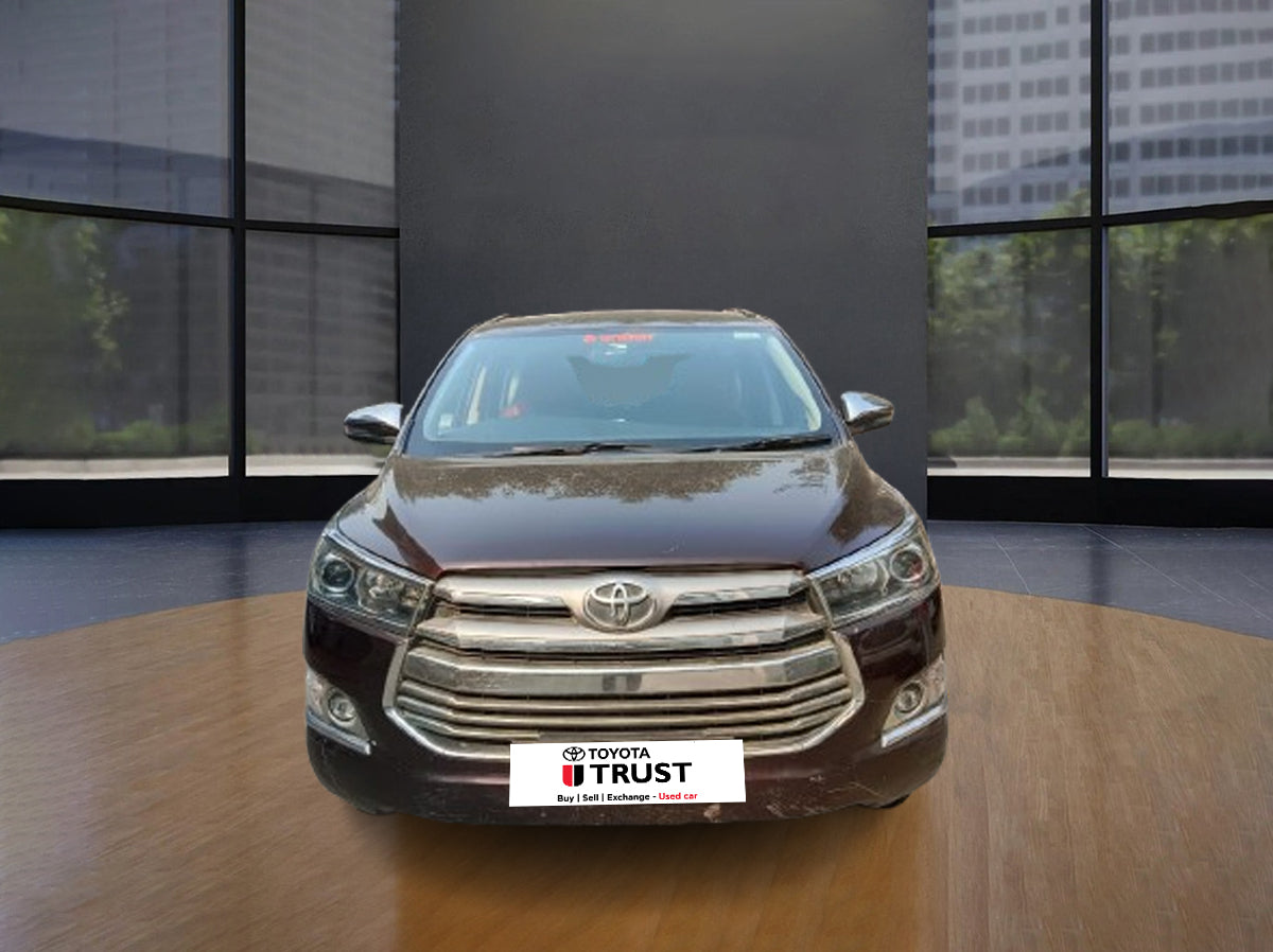 PreOwned Toyota Innova Crysta 2.4 V - Spacious 7-Seater Diesel SUV for Sale