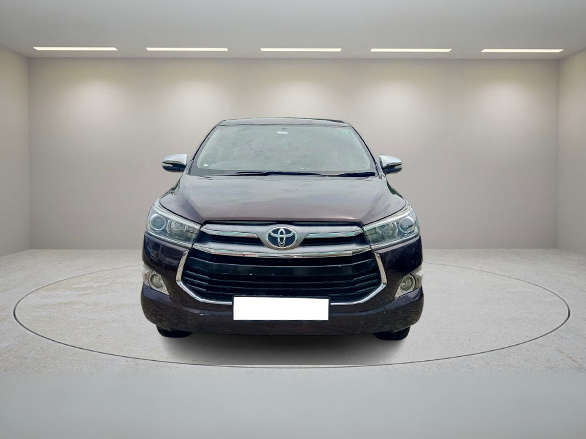 TOYOTA INNOVA CRYSTA 2.8Z 2016