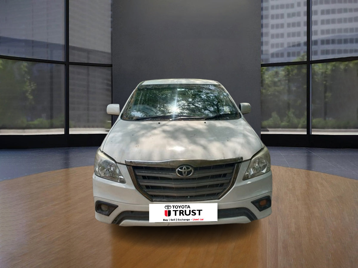 TOYOTA INNOVA 2.5 G 7STR 8200