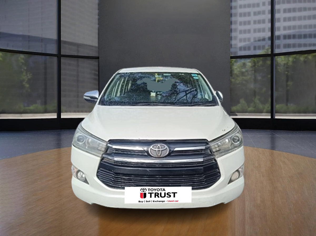 TOYOTA INNOVA CRYSTA SPOT AT 4653