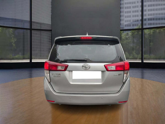 TOYOTA INNOVA CRYSTA 2.4 Z MT 2371