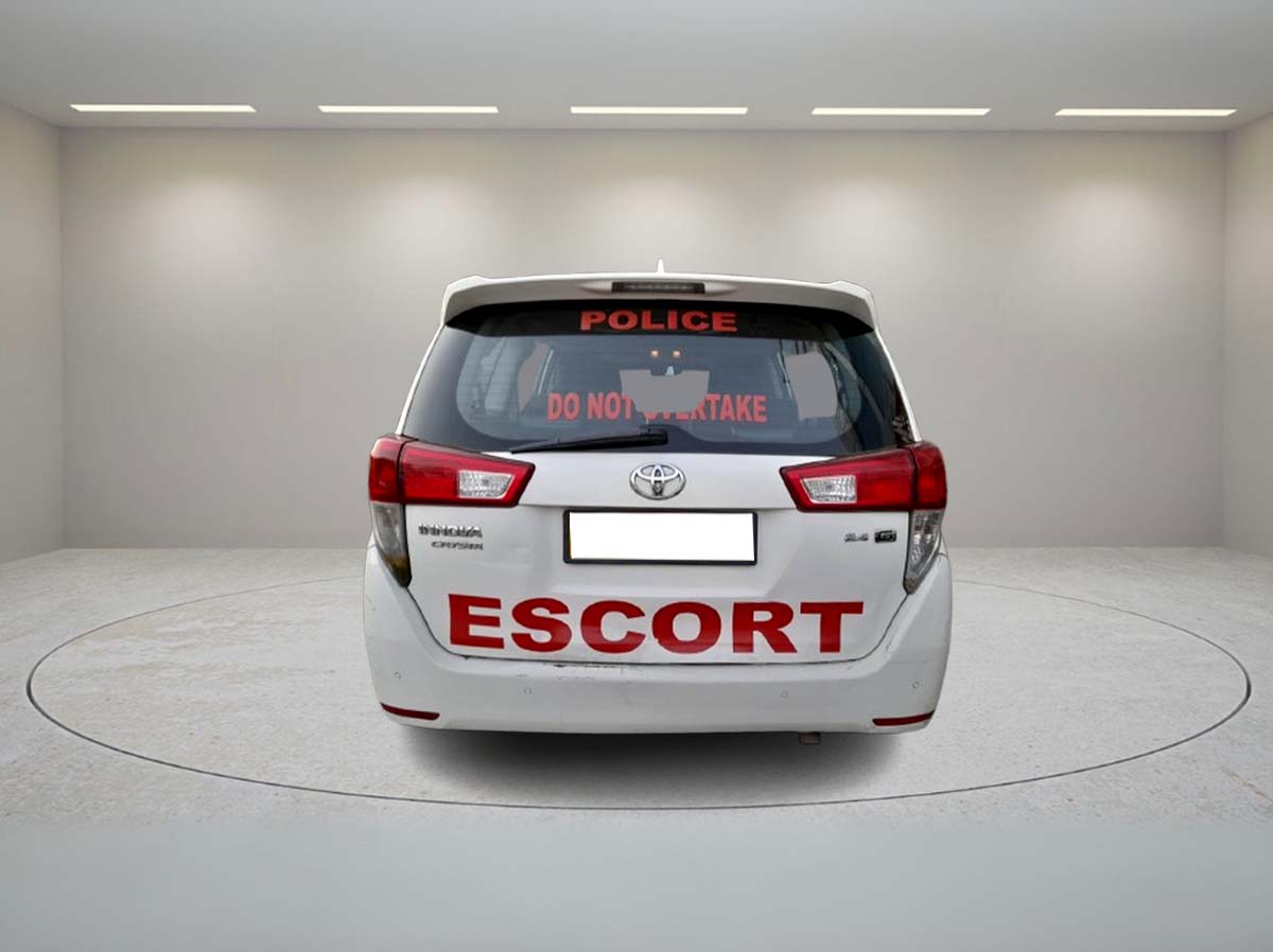 TOYOTA INNOVA CRYSTA 2.4 G MT 2020