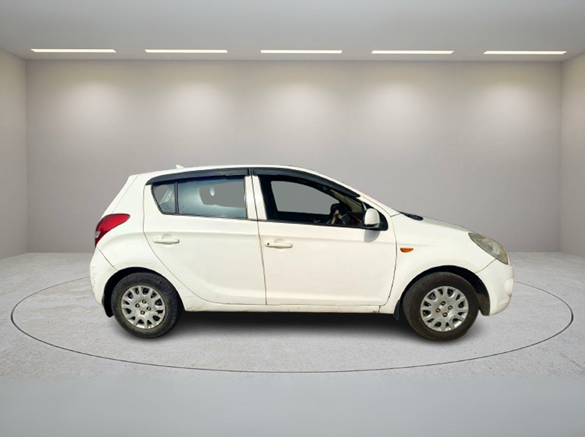 Hyundai I.20 Magna 2011