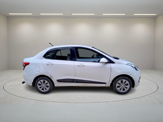 HYUNDAI XCENT S 2015