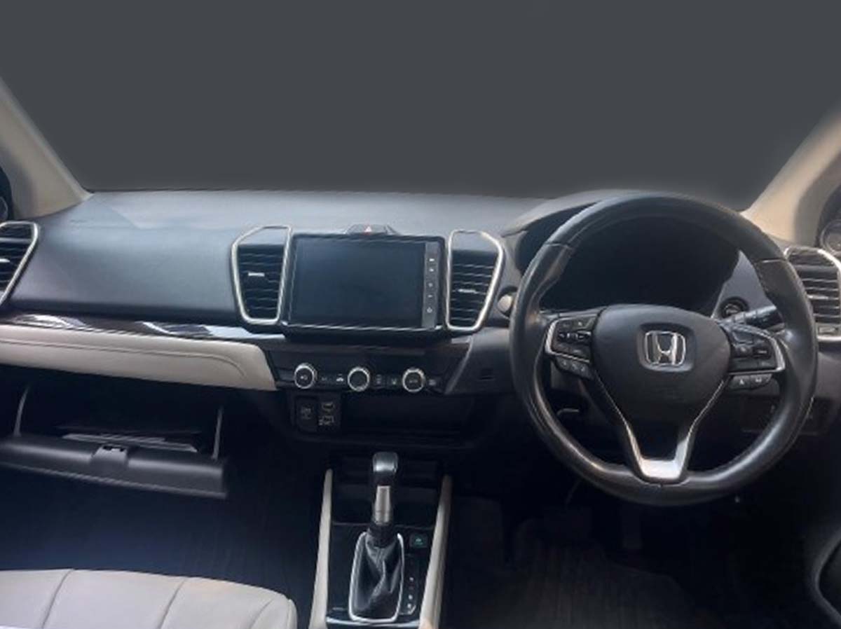 Honda CITY 5TH GEN ZX 7504