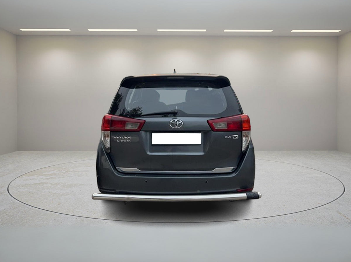 TOYOTA INNOVA CRYSTA 2.4 V 2016