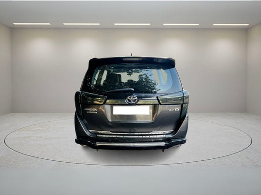 TOYOTA INNOVA CRYSTA 2.7 V 2018