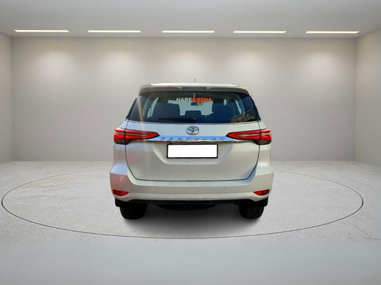 TOYOTA FORTUNER AT 2024