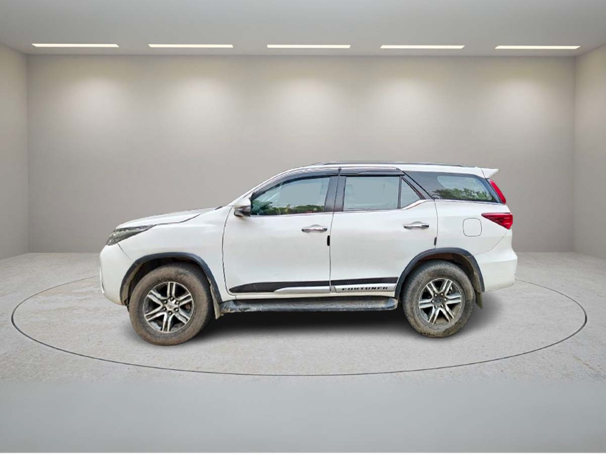TOYOTA FORTUNER 4*2 AT 2018