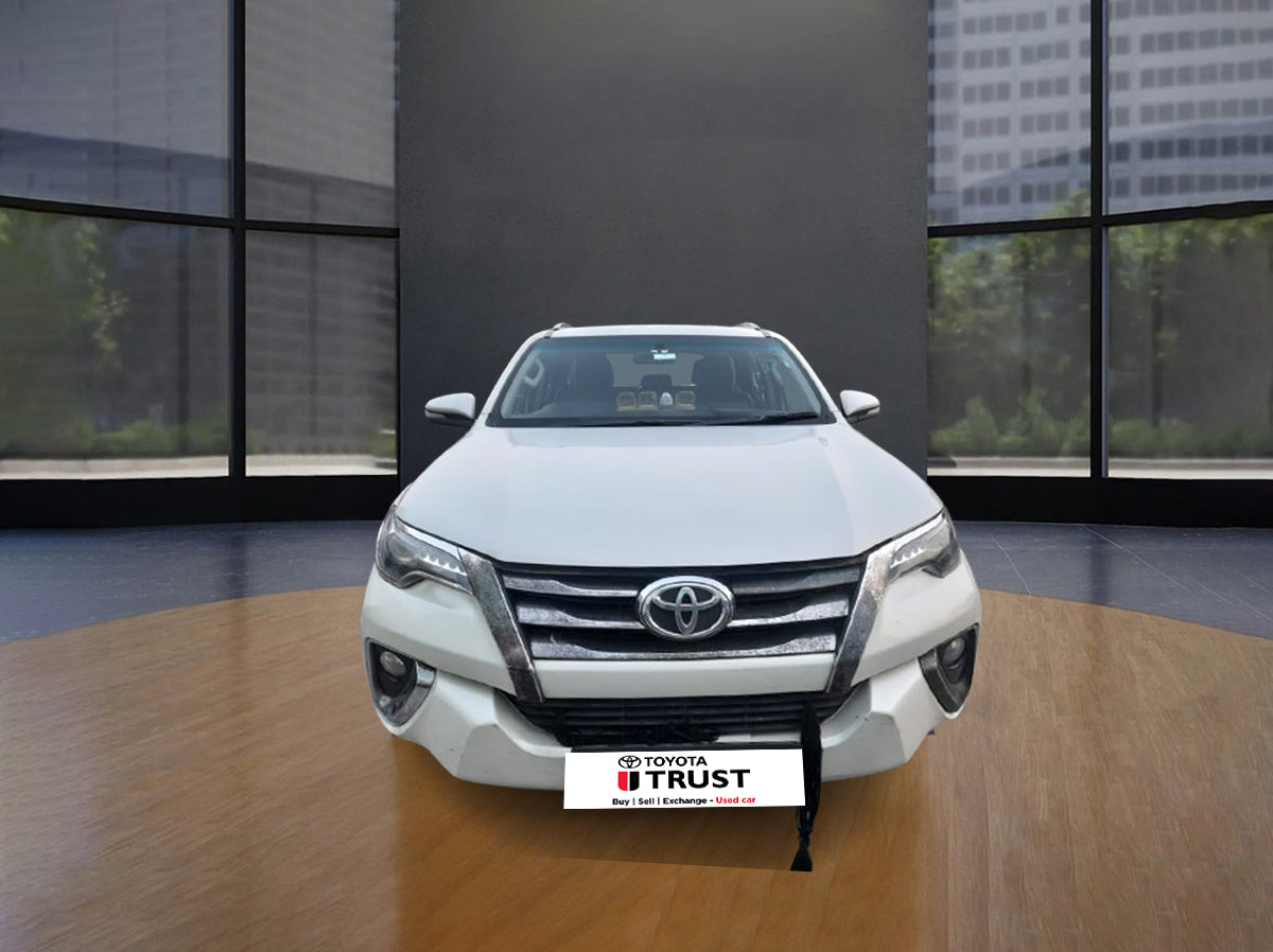 Toyota Fortuner Sigma 4