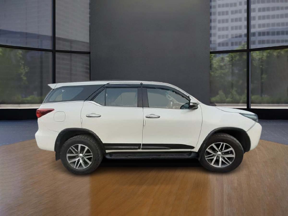 Toyota Fortuner Sigma 4