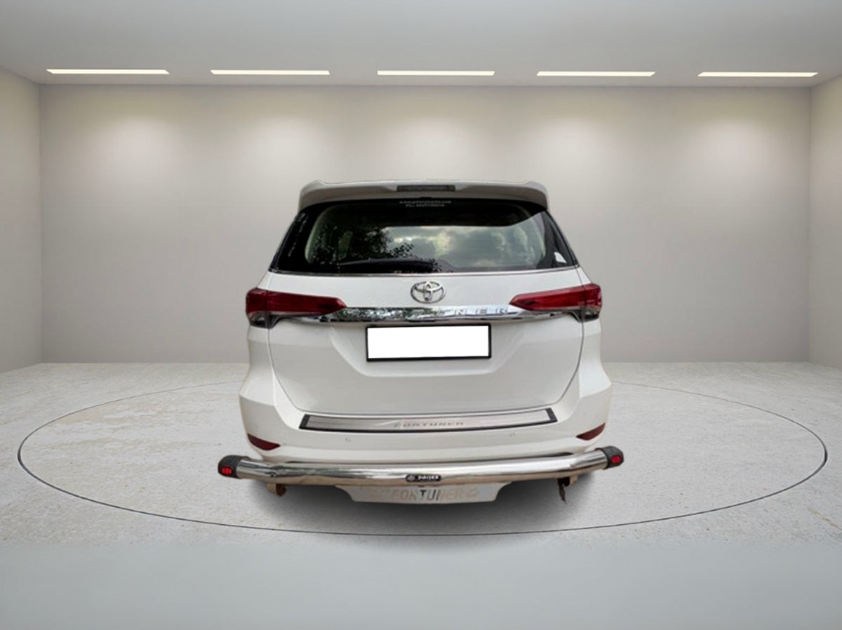 TOYOTA FORTUNER 4*2 AT