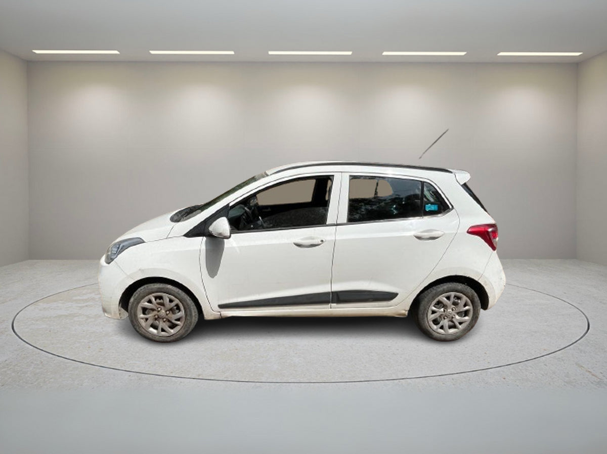 HYUNDAI GRAND I.10 SPORTZ 2019