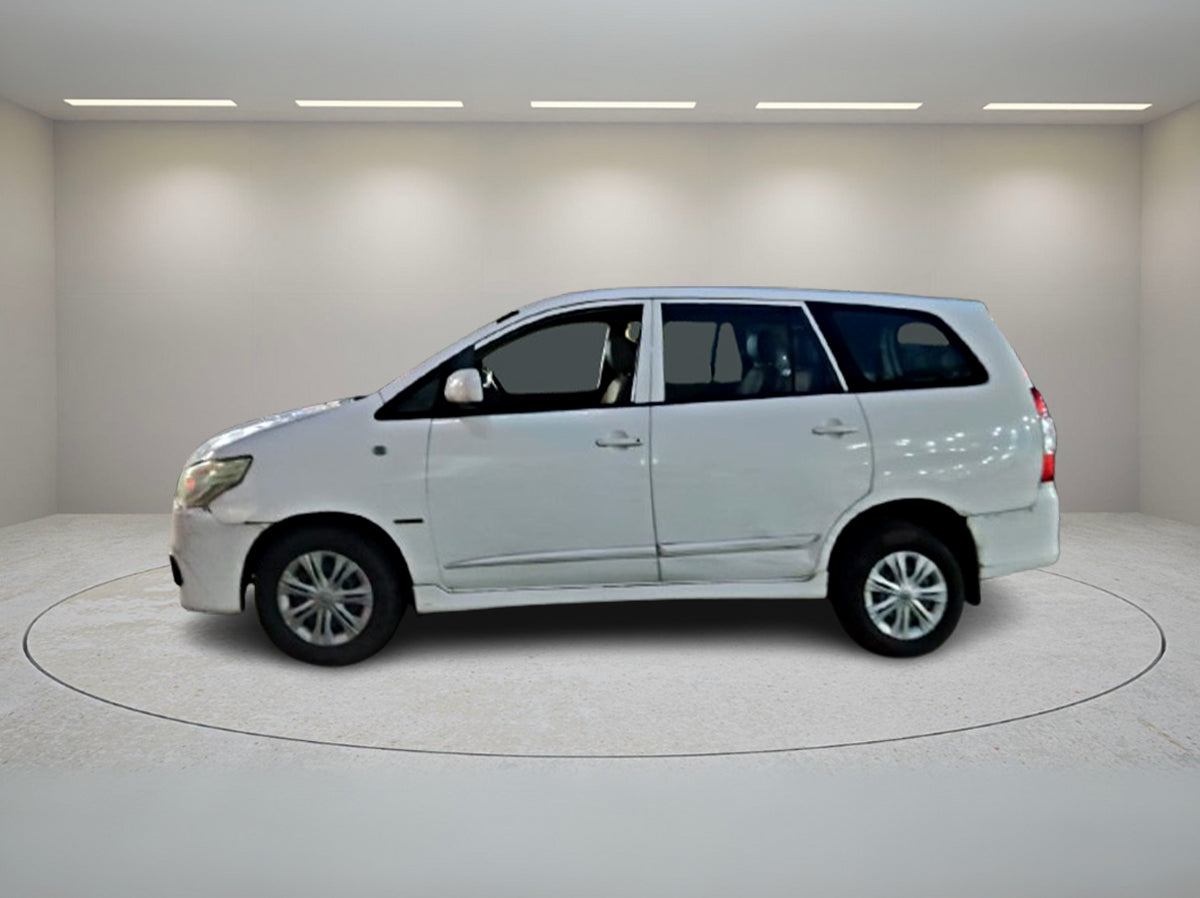 TOYOTA INNOVA GX 7STR 2015