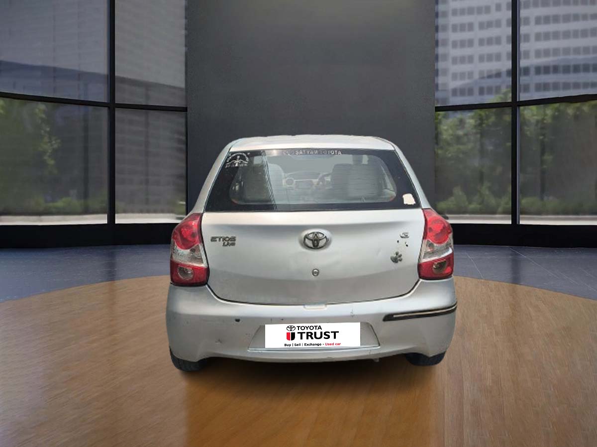 Second Hand Toyota Liva G