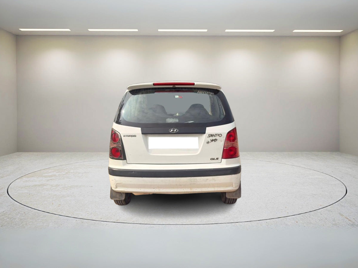 HYUNDAI SANTRO GLS SOLID BS4 2010