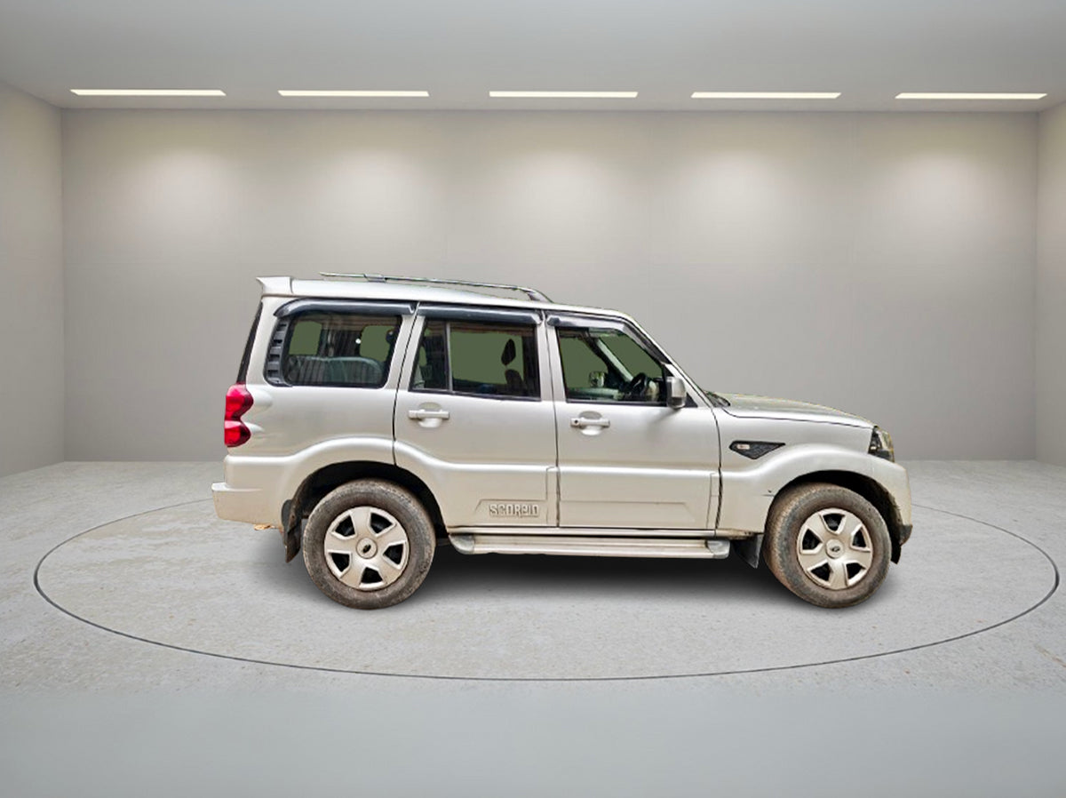 MAHINDRA SCORPIO S5 2018