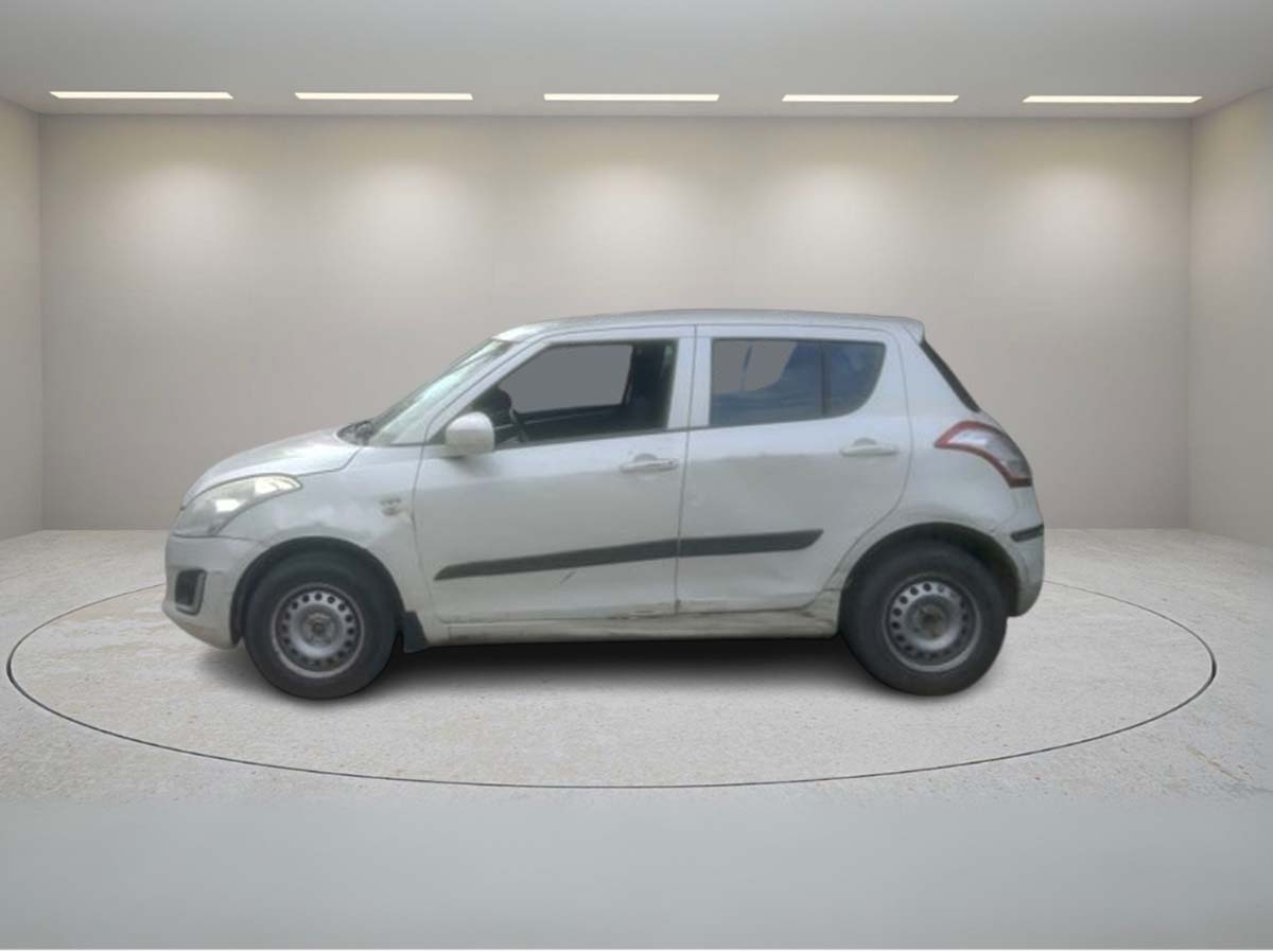 MARUTI SWIFT LXI (O) 2017