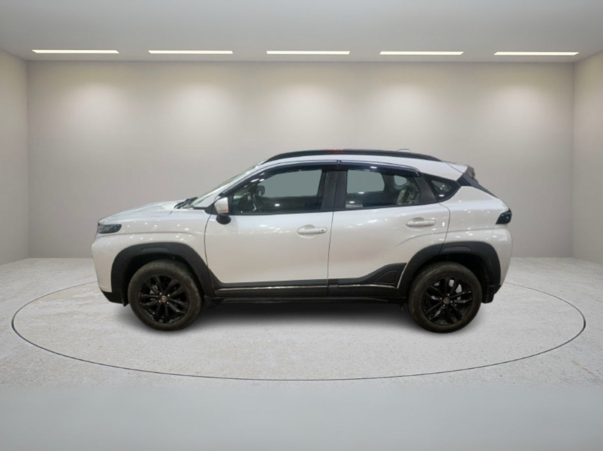 TOYOTA TAISOR S MT 2025