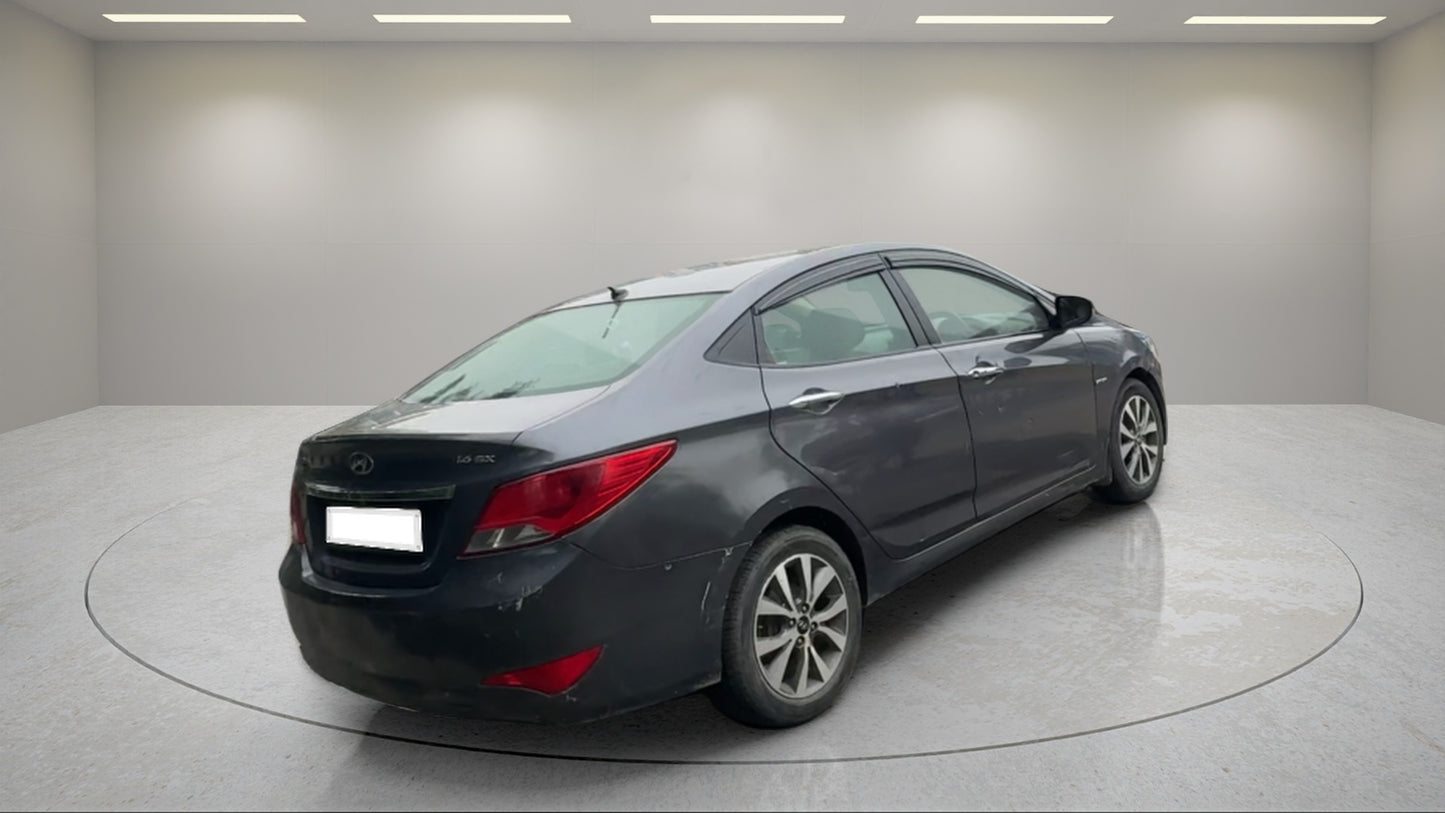 Hyundai Verna SX