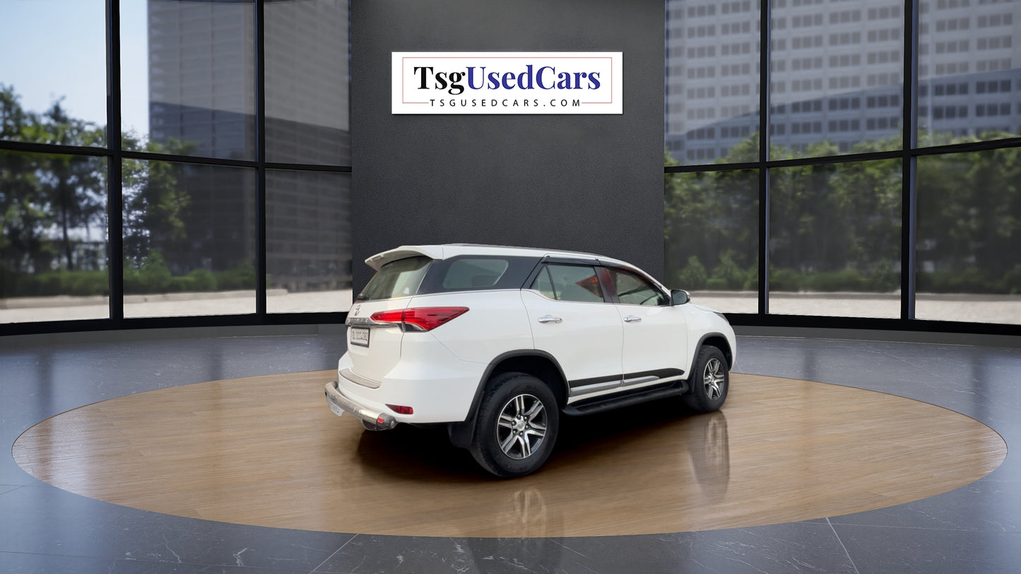 Toyota Fortuner 4*2 AT