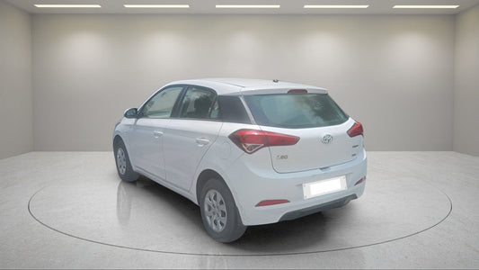 HYUNDAI I20 2015