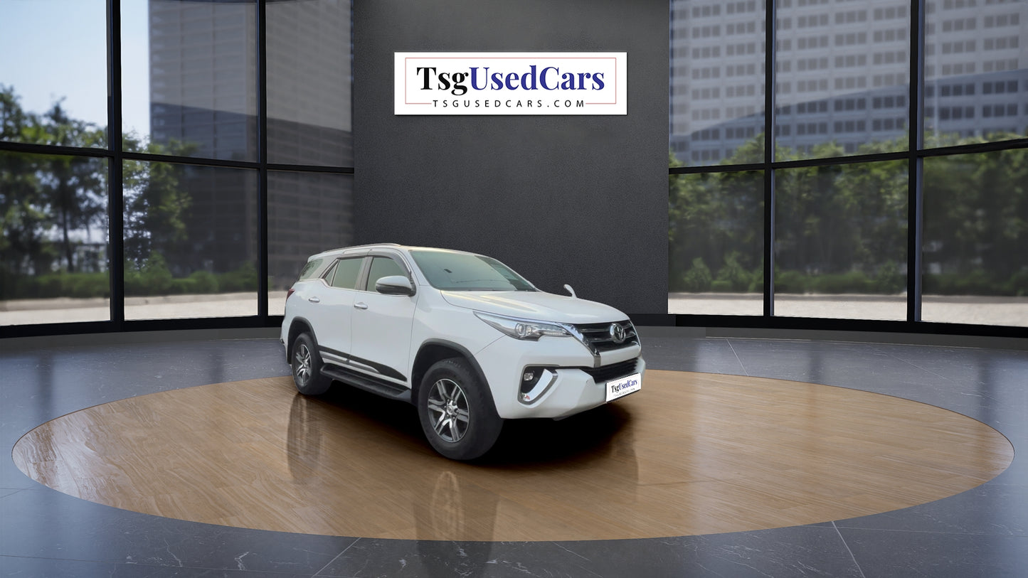 Toyota Fortuner 4*2 AT