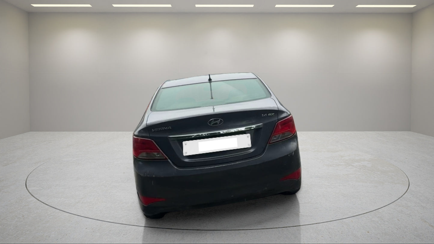 Hyundai Verna SX
