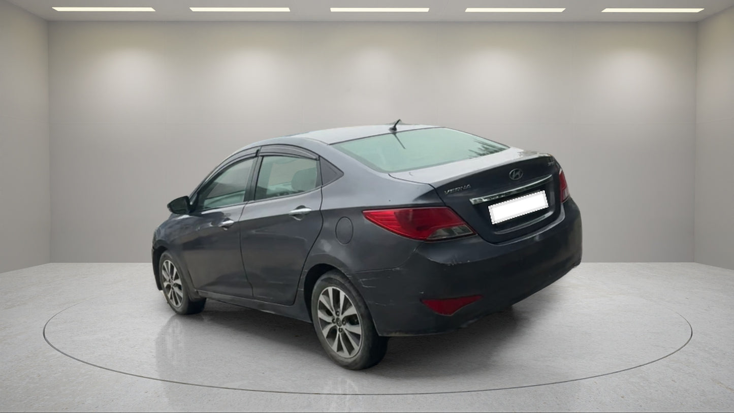 Hyundai Verna SX