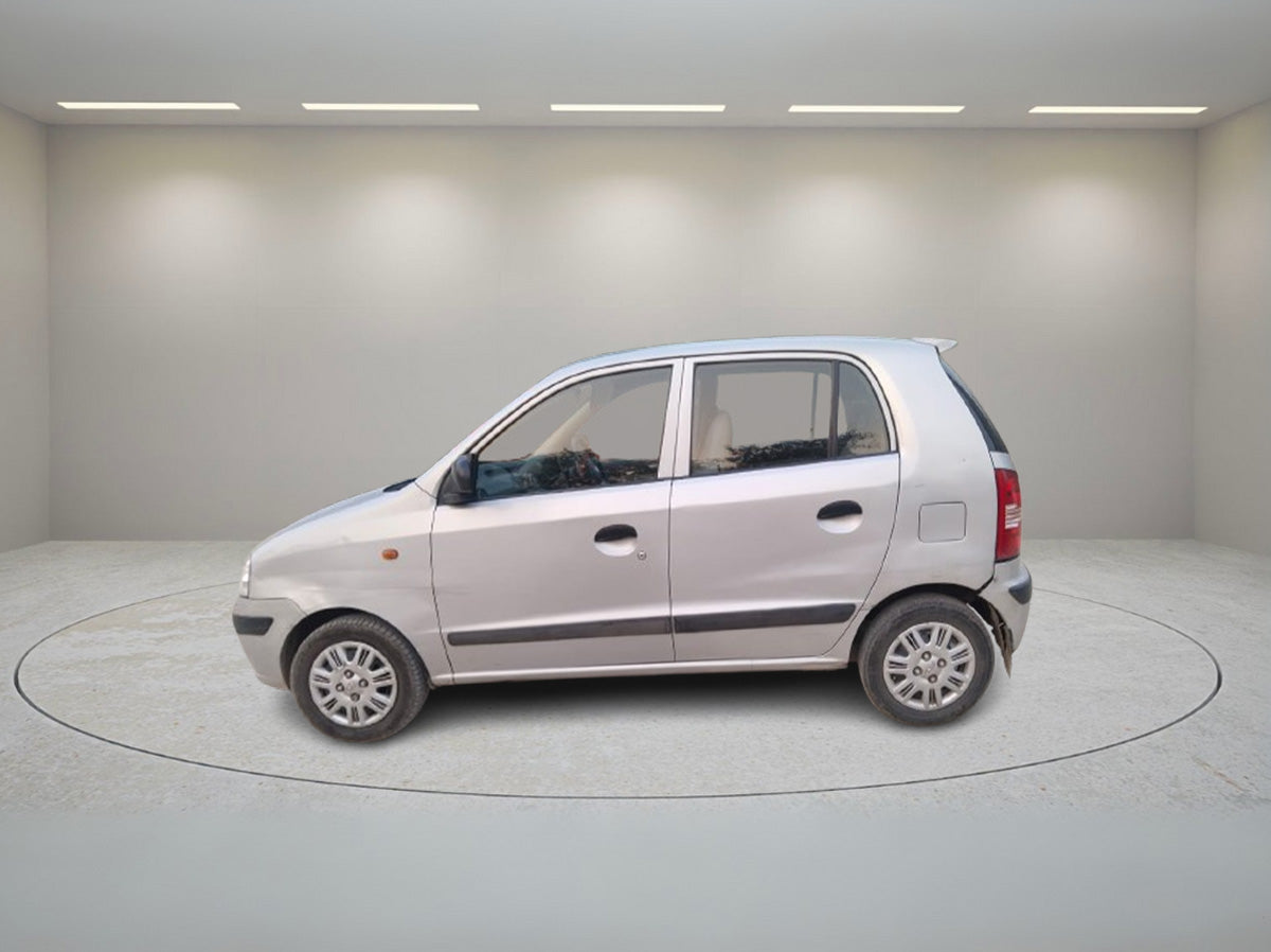 HYUNDAI SANTRO GLS 2013