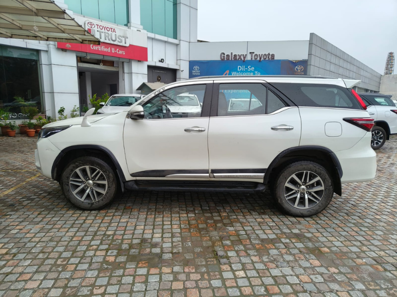 Fortuner Second-Hand at tsg used cars