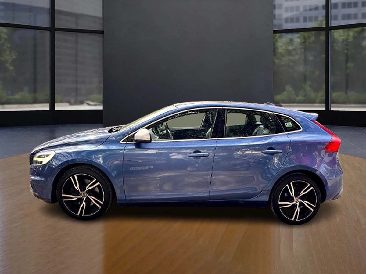 VOLVO V40 D3R 0800