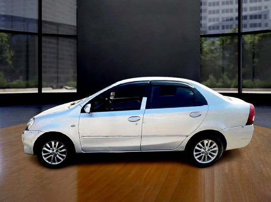 TOYOTA ETIOS V 0921
