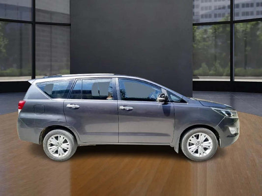 TOYOTA INNOVA CRYSTA 2.7 G MT 1494