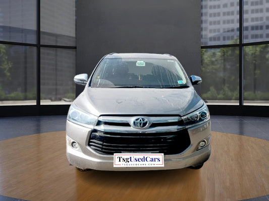 TOYOTA MOTORS INNOVA CRYSTA 2.4 Z MT 7092