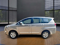 TOYOTA MOTORS INNOVA CRYSTA 2.4 V 8STR 5400