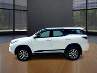 TOYOTA LEGENDER 4*4 AT 8444