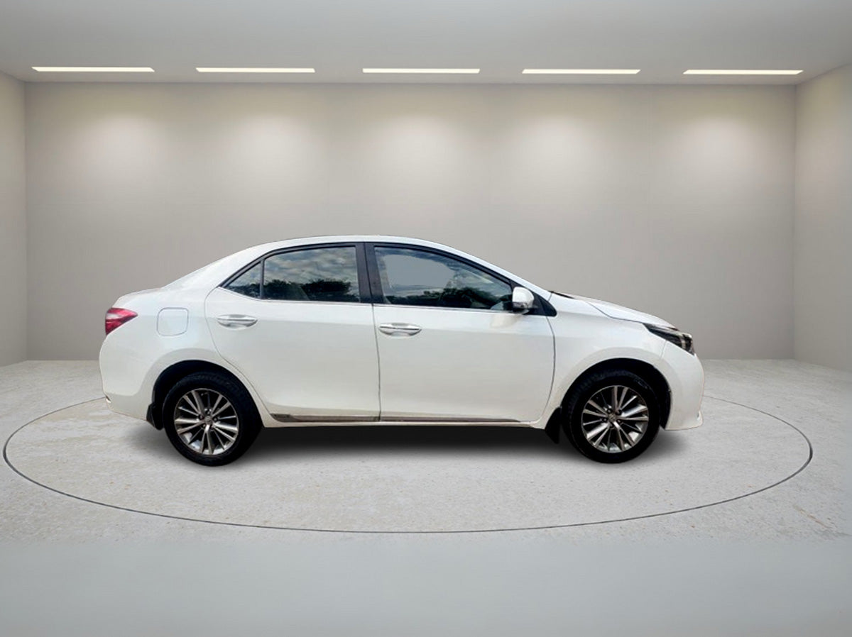 TOYOTA ALTIS V AT 2016