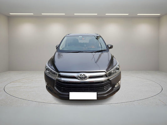 TOYOTA INNOVA CRYSTA 2.4 2018