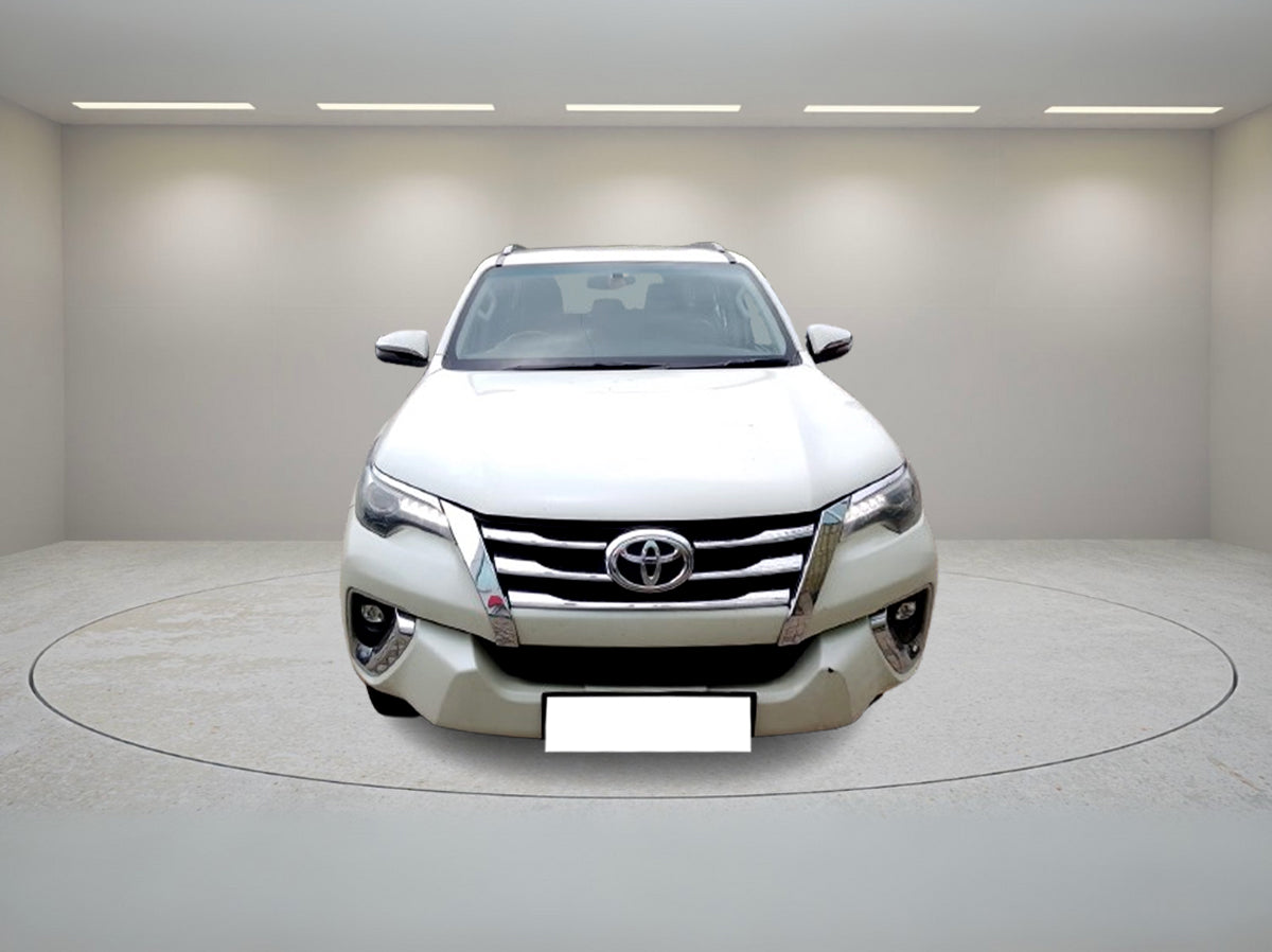 TOYOTA FORTUNER 4X2 MT 2018