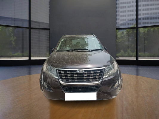 MAHINDRA XUV 500 W7 2018