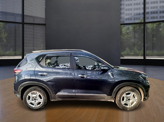 KIA SONET 6MT HTK+ 8209